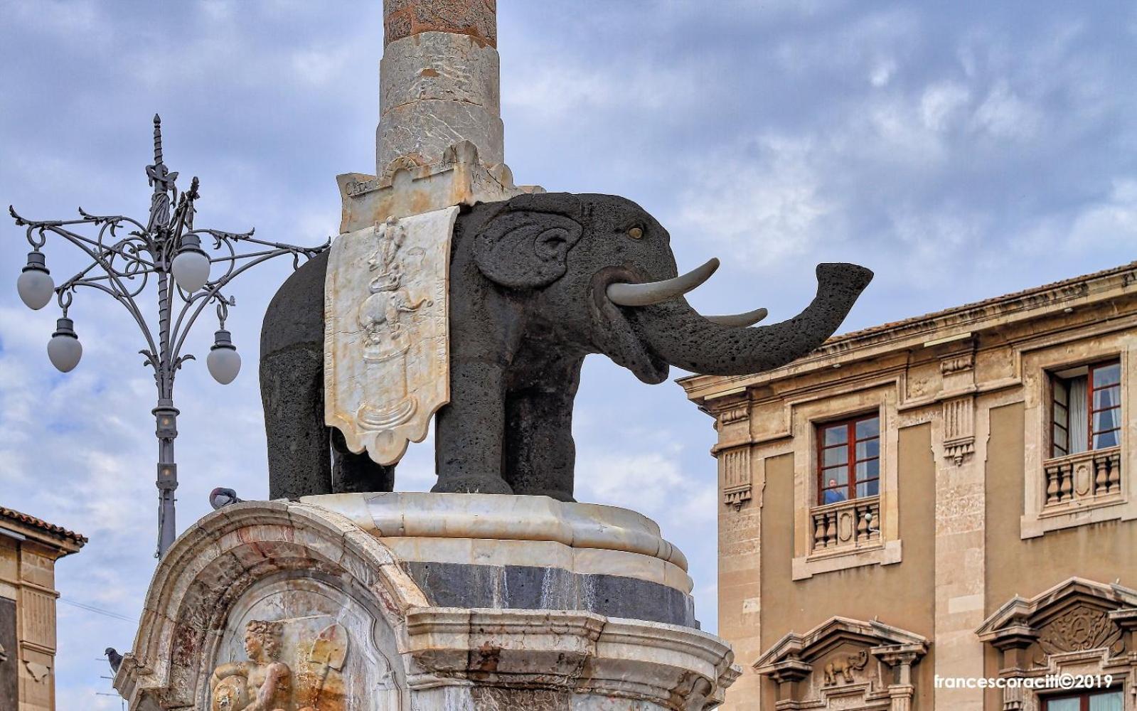 Clemente House Catania Centro Meravigliosa Camera Matrimoniale المظهر الخارجي الصورة